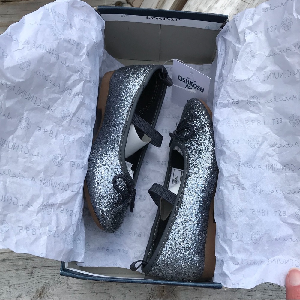 NIB OshKosh Audrey Silver Glitter Toddler Shoes - Picture 6 of 7